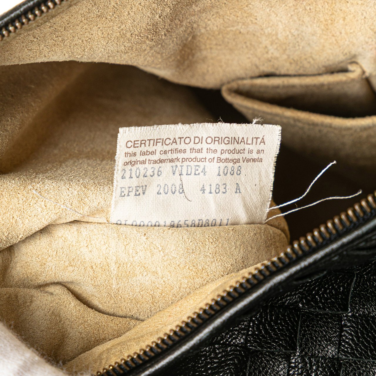 Bottega Veneta Nappa Intrecciato Shoulder Bag Zwart
