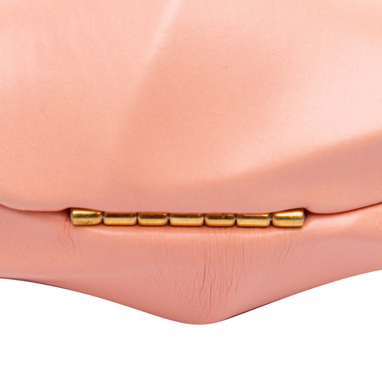 Bottega Veneta Calfskin The Whirl Clutch Roze
