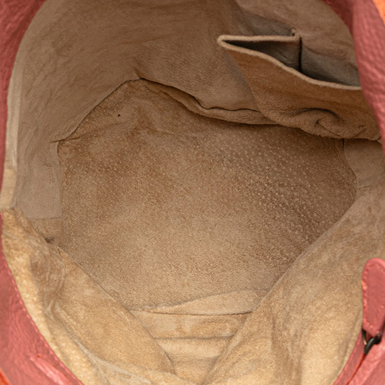 Bottega Veneta Small Intrecciato Trimmed Cervo Bucket Bag Roze