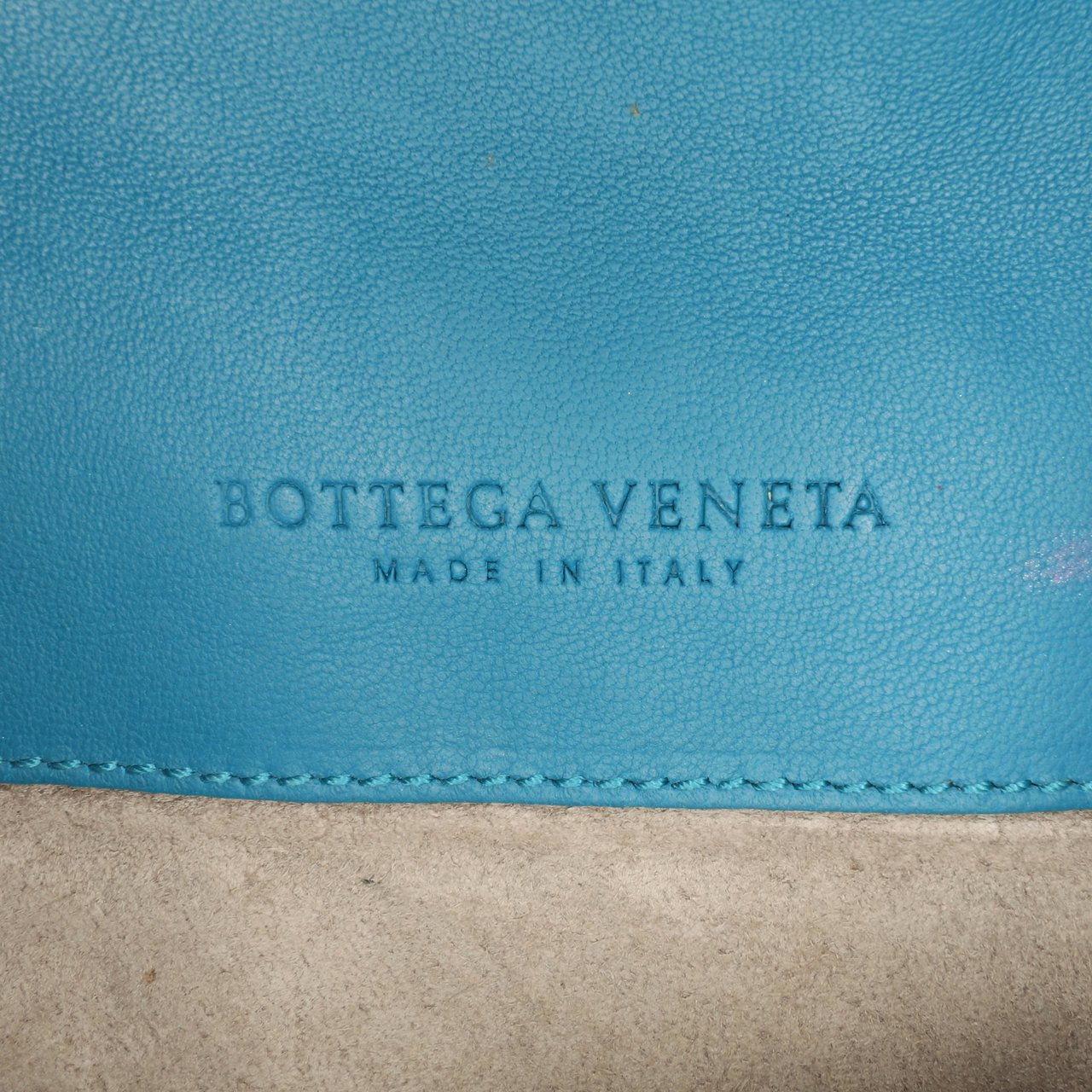 Bottega Veneta Mini Nappa Intrecciato Turn Lock Crossbody Blauw