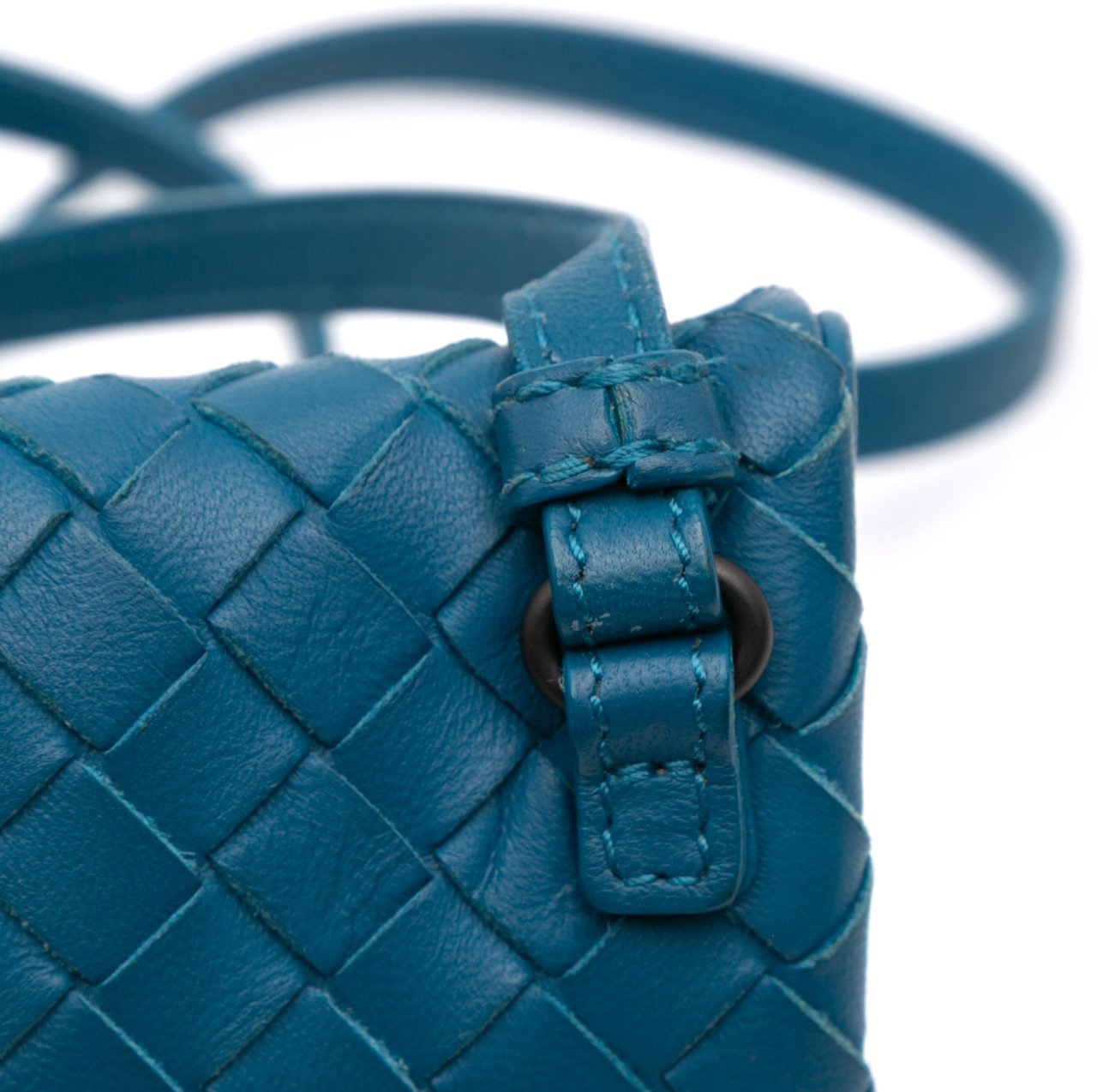 Bottega Veneta Mini Nappa Intrecciato Turn Lock Crossbody Blauw