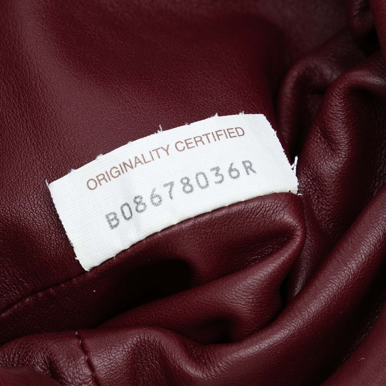 Bottega Veneta Lambskin The Mini Pouch Crossbody Rood