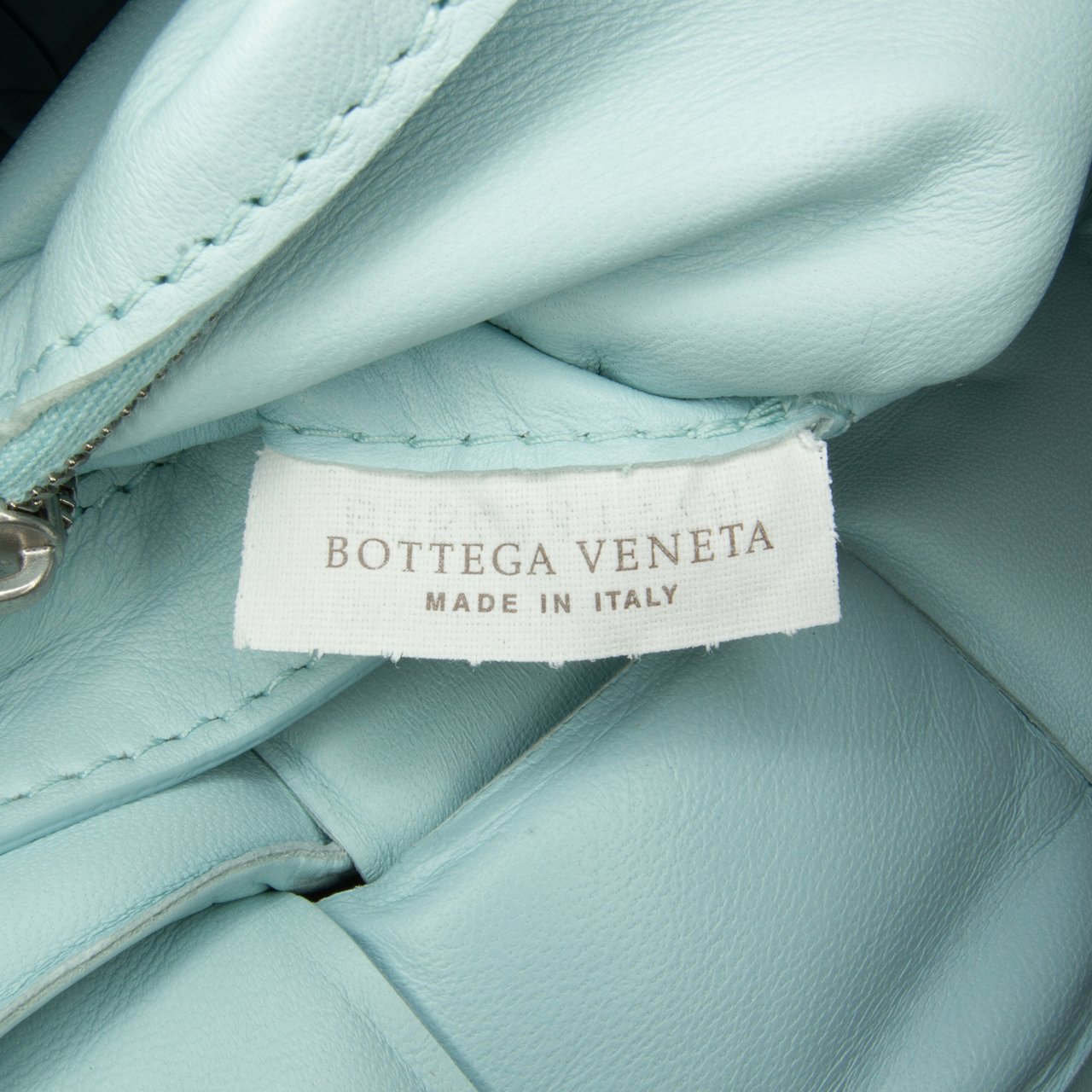 Bottega Veneta Nappa Intrecciato Padded Cassette Crossbody Blauw