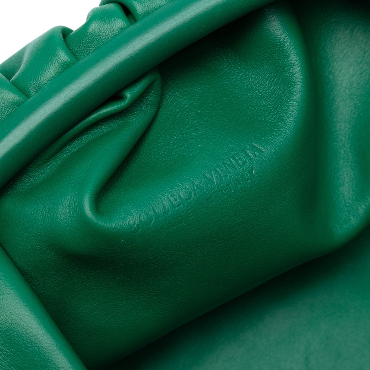Bottega Veneta Lambskin The Pouch Groen