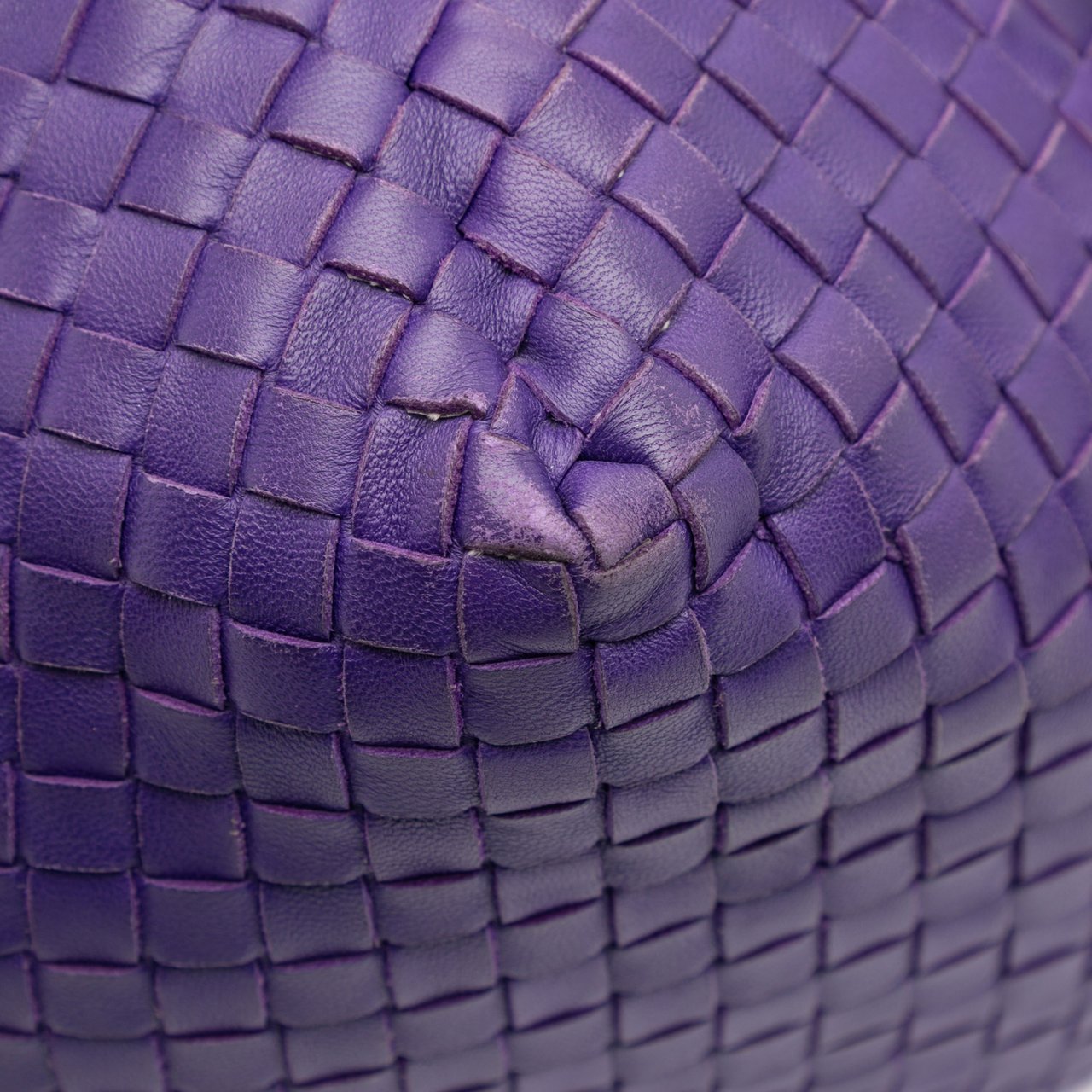 Bottega Veneta Nappa Intrecciato Cube Crossbody Paars