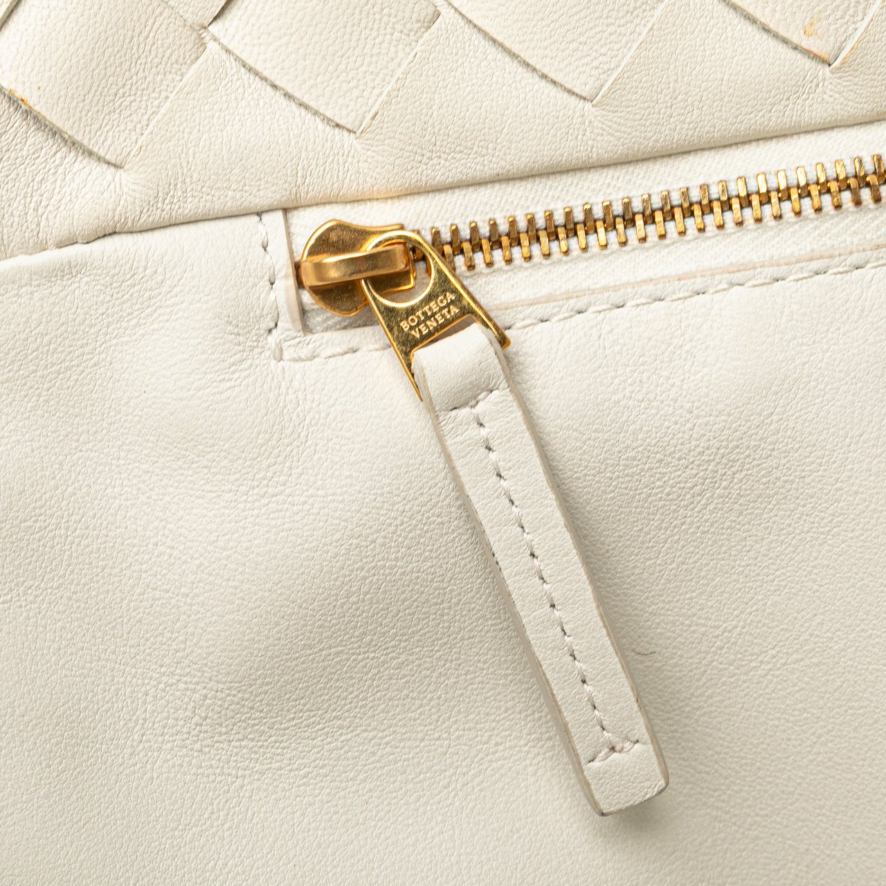 Bottega Veneta Lambskin Intrecciato Tote Wit