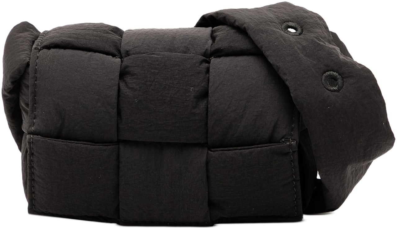 Bottega Veneta Candy Nylon Intrecciato Padded Tech Cassette Crossbody Zwart