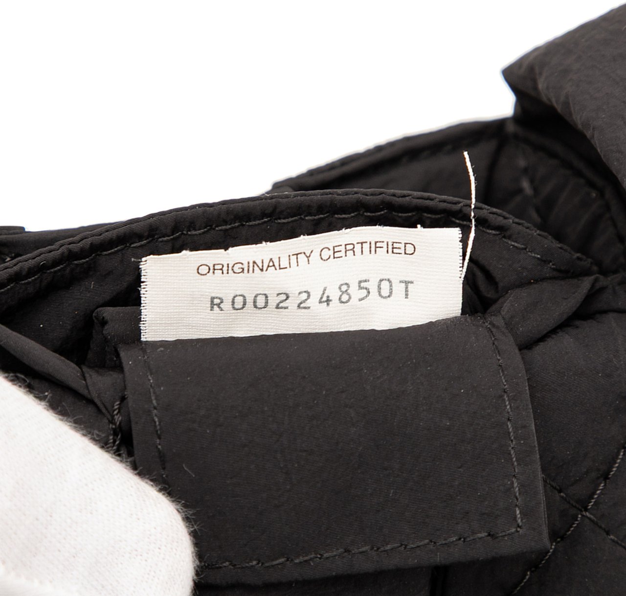 Bottega Veneta Candy Nylon Intrecciato Padded Tech Cassette Crossbody Zwart