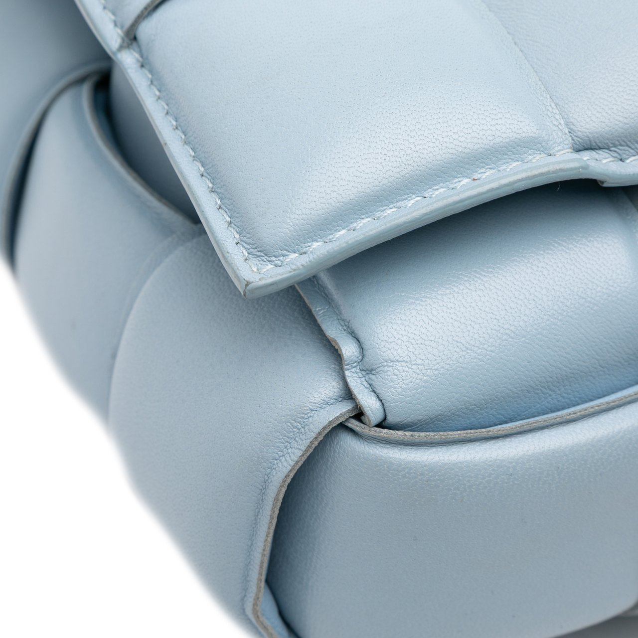 Bottega Veneta Nappa Intrecciato Padded Cassette Crossbody Blauw