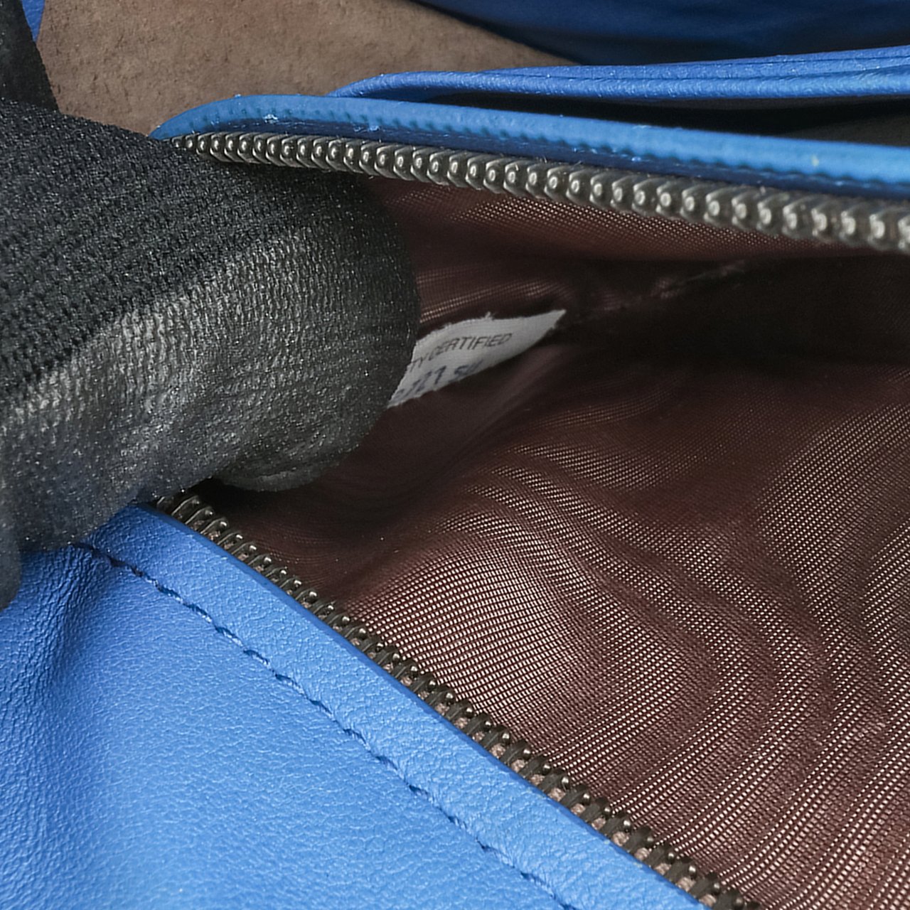 Bottega Veneta Nappa Intrecciato Zip Around Wallet On Chain Blauw