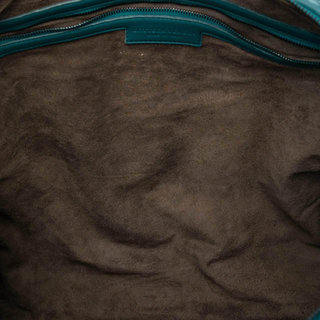 Bottega Veneta Maxi Nappa Intrecciato Convertible Tote Blauw