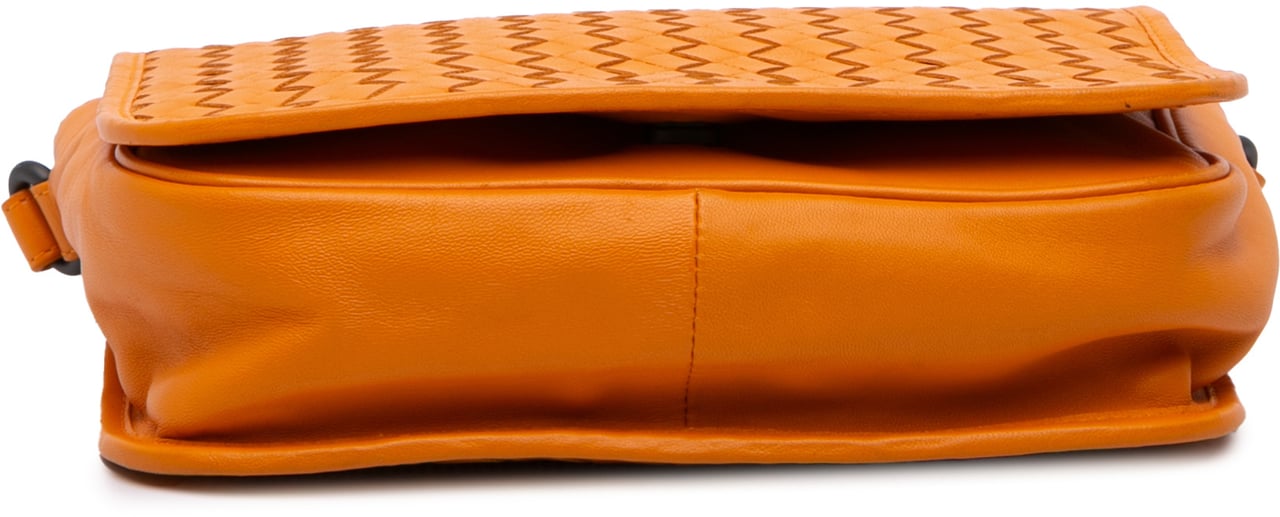 Bottega Veneta Nappa Intrecciato Flap Crossbody Oranje