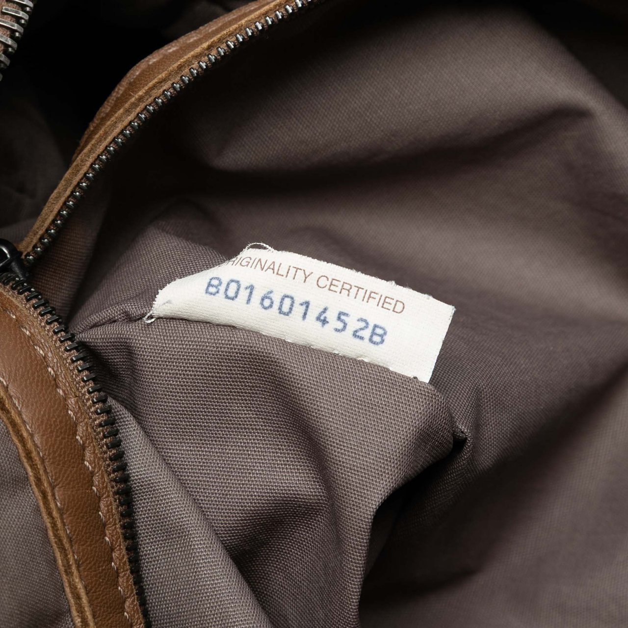 Bottega Veneta Nappa Intrecciato Shoulder Bag Bruin