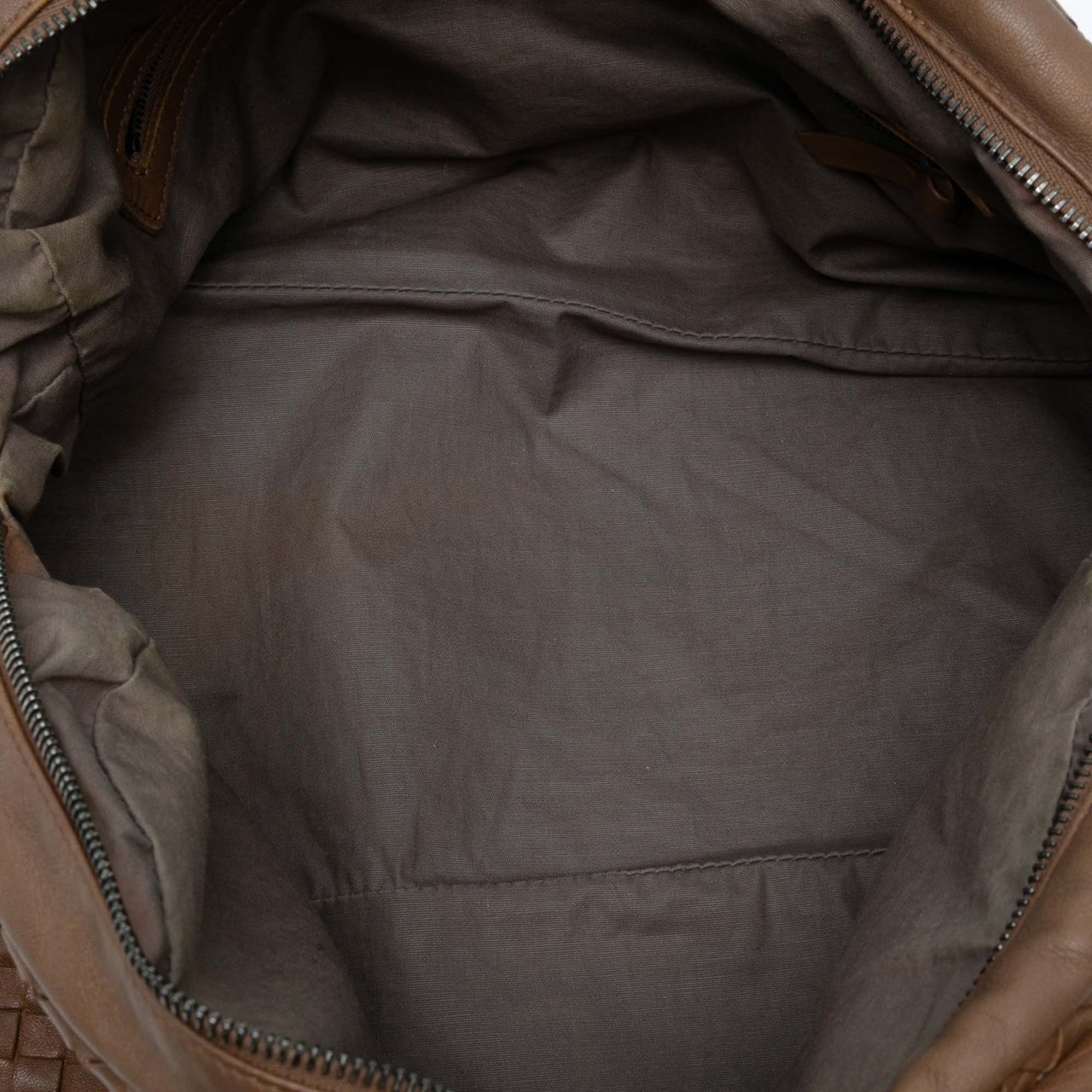 Bottega Veneta Nappa Intrecciato Shoulder Bag Bruin