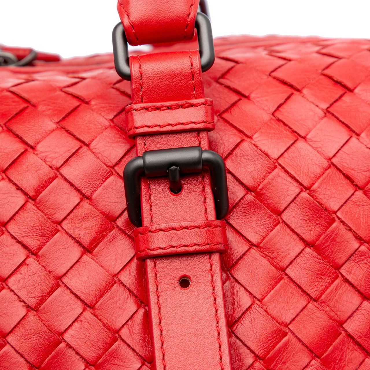 Bottega Veneta Nappa Intrecciato Boston Bag Rood