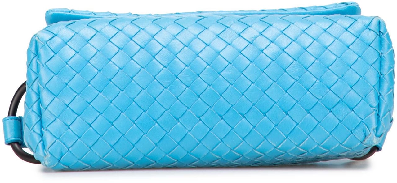 Bottega Veneta Nappa Intrecciato Flap Crossbody Blauw