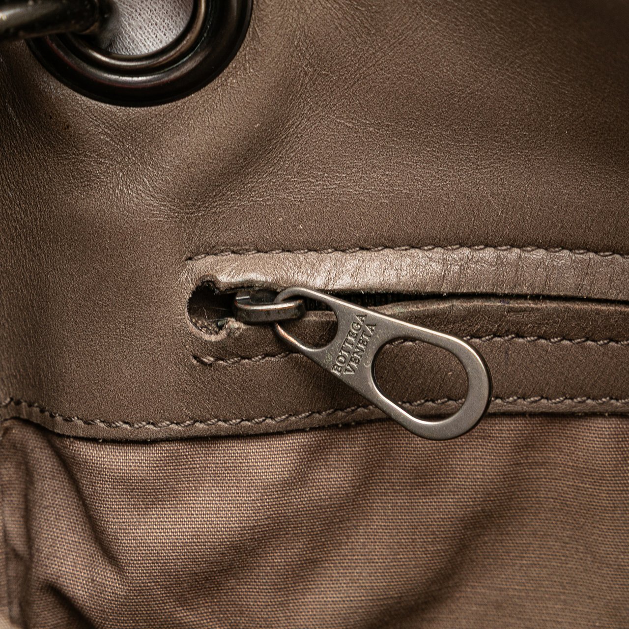 Bottega Veneta Nappa Intrecciato VN Crossbody Bruin