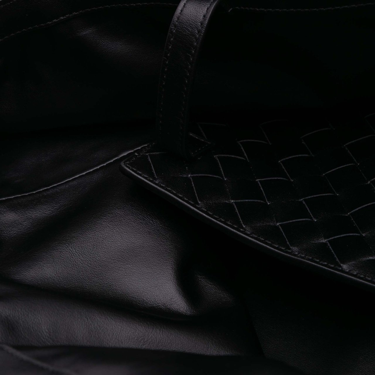 Bottega Veneta Large Wool and Calfskin Flip Flap Tote Grijs