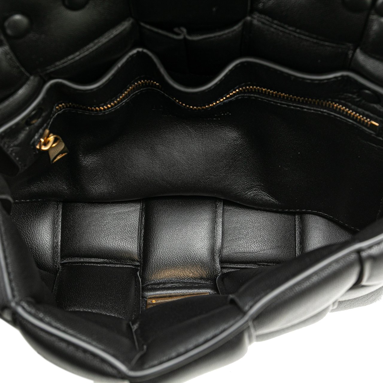 Bottega Veneta Nappa Intrecciato Padded Chain Cassette Satchel Zwart