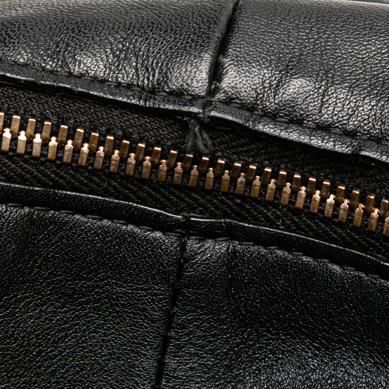 Bottega Veneta Mini Calfskin Double Knot Bag Zwart