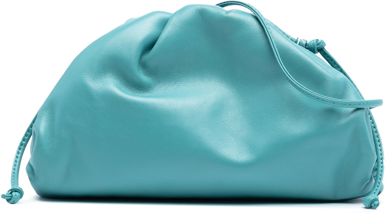 Bottega Veneta Lambskin The Mini Pouch Crossbody Blauw