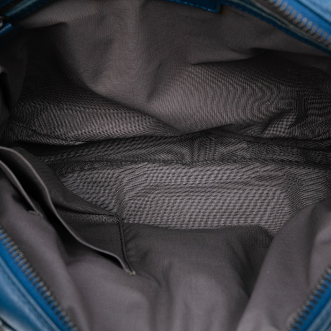 Bottega Veneta Nappa Intrecciato Front Pocket Messenger Bag Blauw