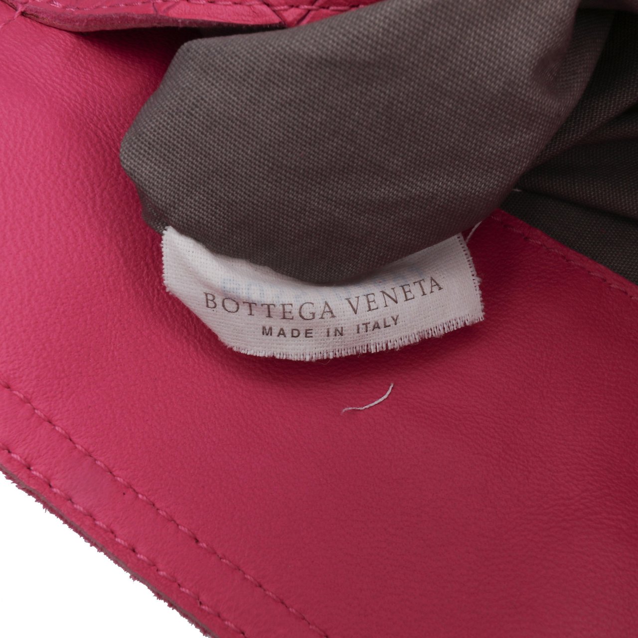 Bottega Veneta Small Calfskin Intrecciomirage Embossed Butterfly Chain Crossbody Roze