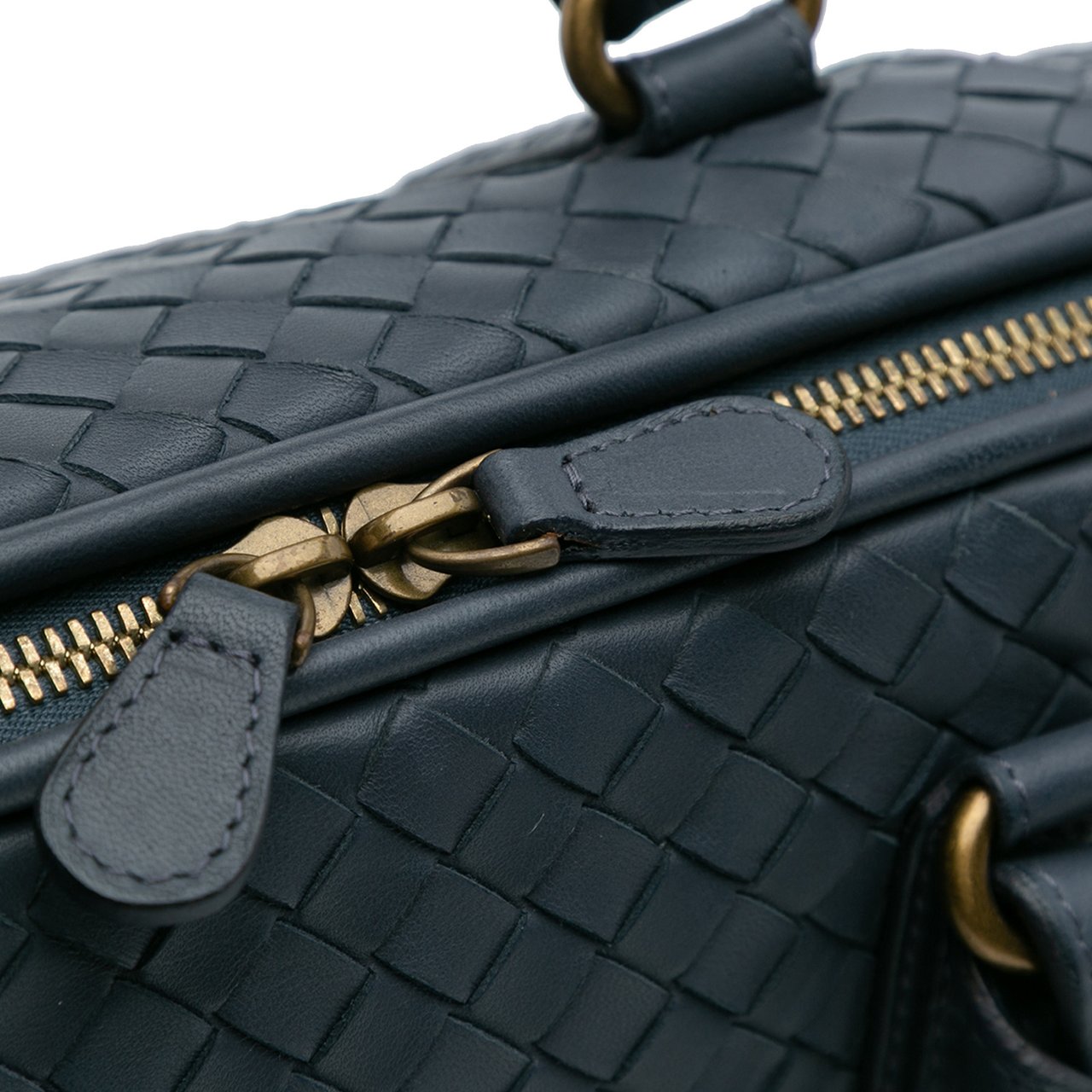 Bottega Veneta Nappa Intrecciato Frame Top Handle Bag Blauw