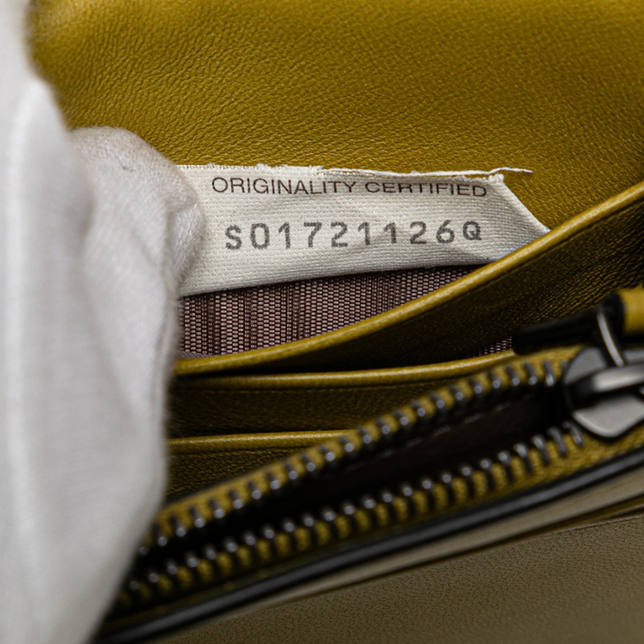 Bottega Veneta Nappa Intrecciato Studded Wallet on Chain Geel