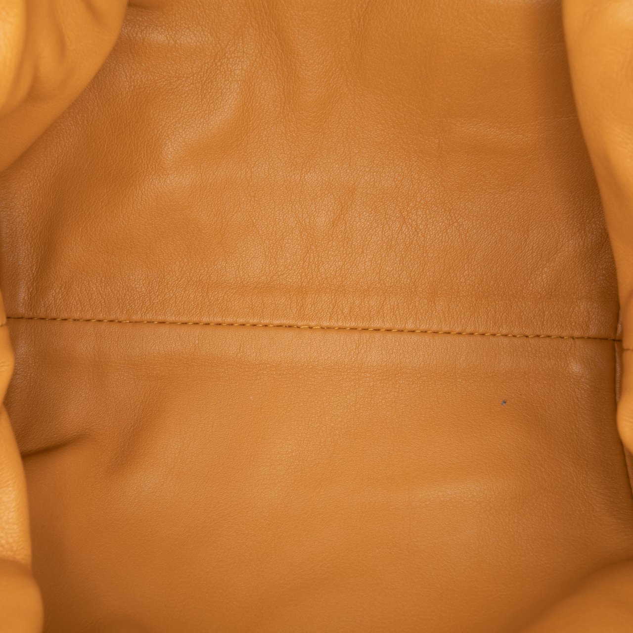 Bottega Veneta Lambskin The Mini Pouch Crossbody Oranje