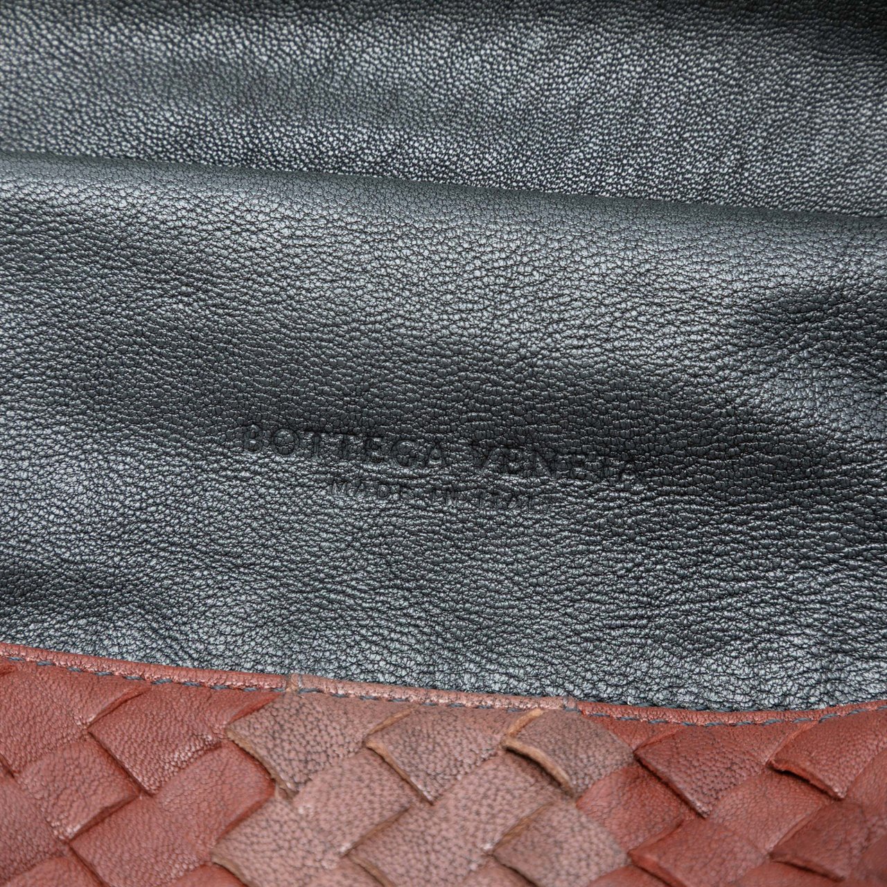 Bottega Veneta Tricolor Nappa Intrecciato Convertible Tote Grijs