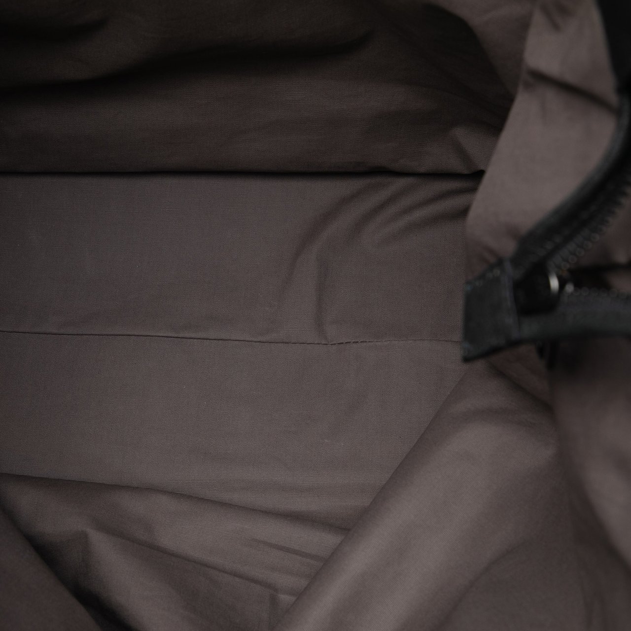 Bottega Veneta Tricolor Nappa Intrecciato Convertible Tote Grijs