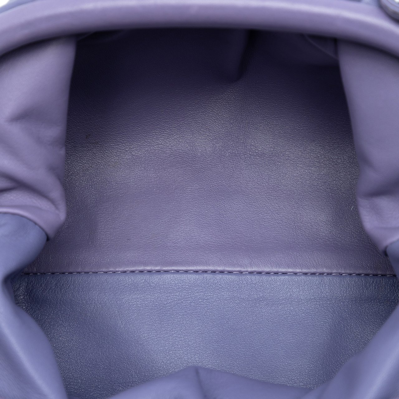 Bottega Veneta Lambskin The Mini Pouch Crossbody Paars