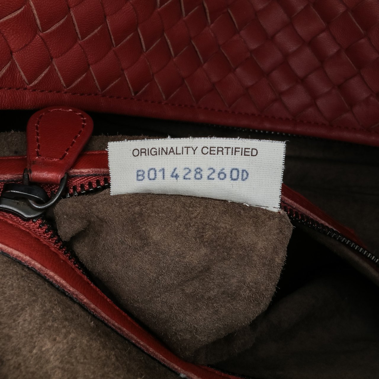 Bottega Veneta Nappa Intrecciato Montaigne Shoulder Bag Rood