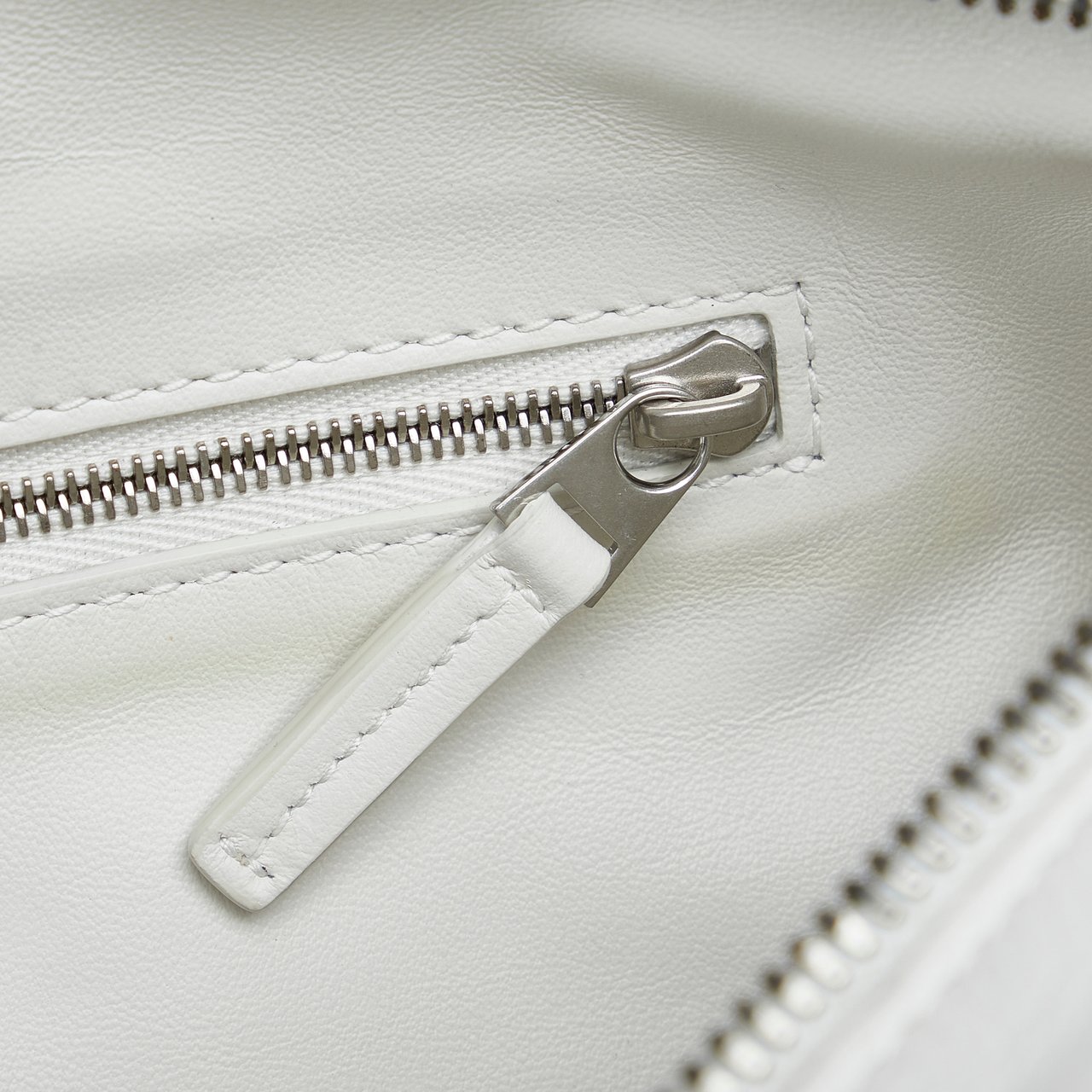 Bottega Veneta The Twist Wit