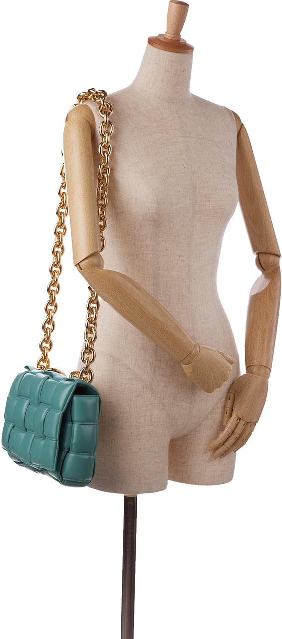 Bottega Veneta Nappa Intrecciato Padded Chain Cassette Satchel Blauw