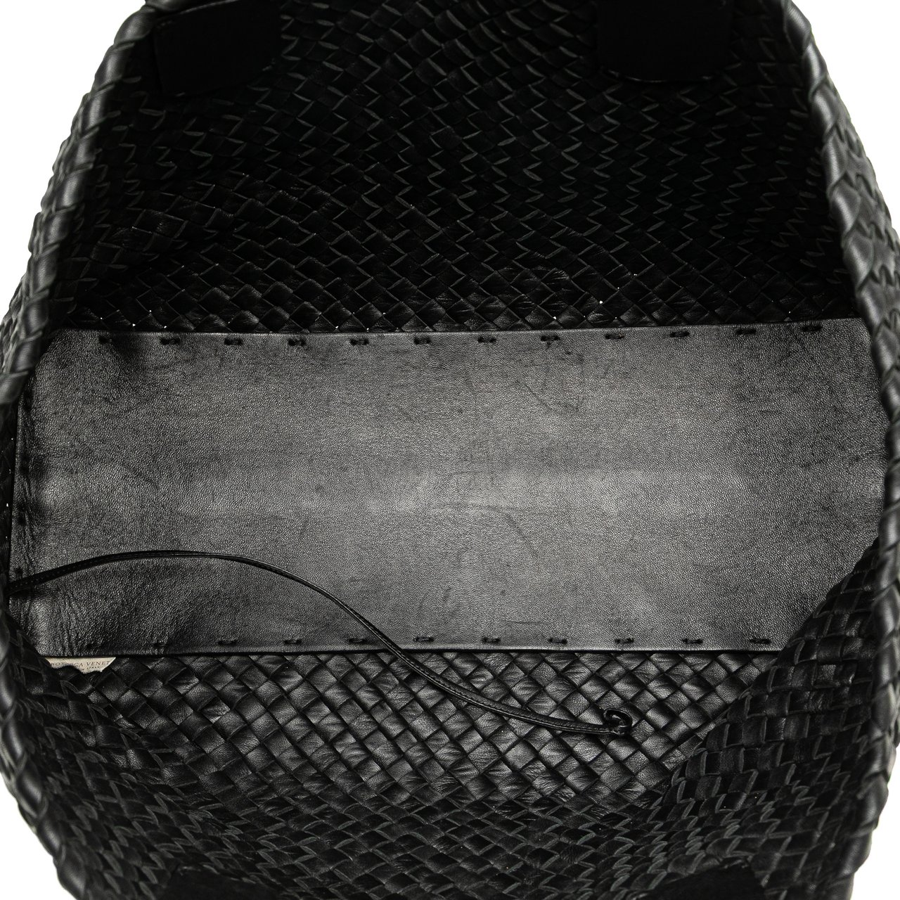 Bottega Veneta Medium Lambskin Intreccio Cabat Tote Zwart