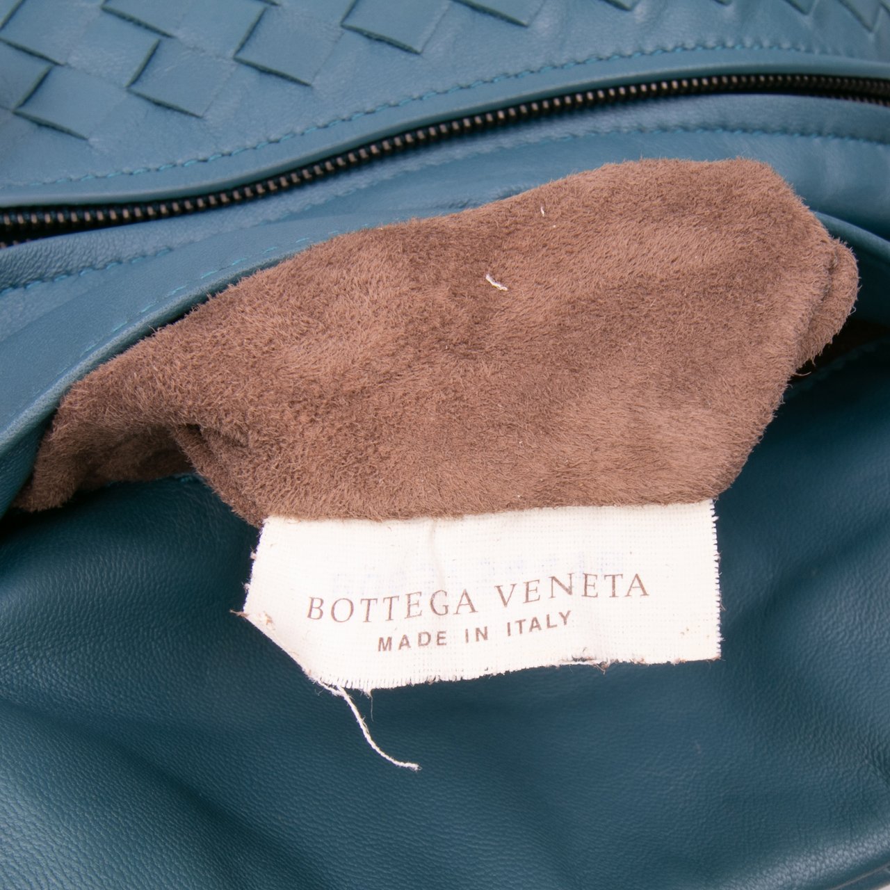 Bottega Veneta Mini Nappa Intrecciato Expandable Chain Crossbody Blauw