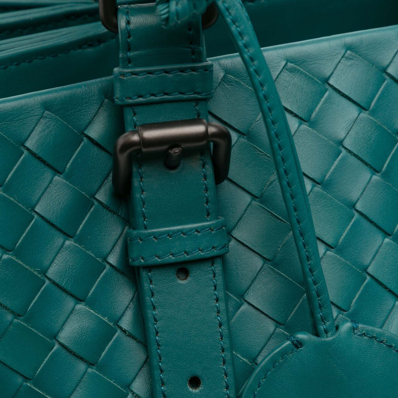 Bottega Veneta Medium Nappa Intrecciato Roma Tote Blauw