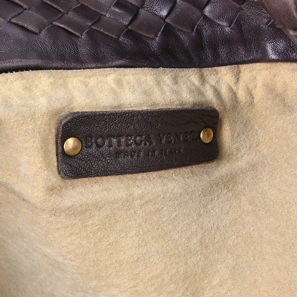 Bottega Veneta Belted Handle Tote Intrecciato Nappa Medium Bruin