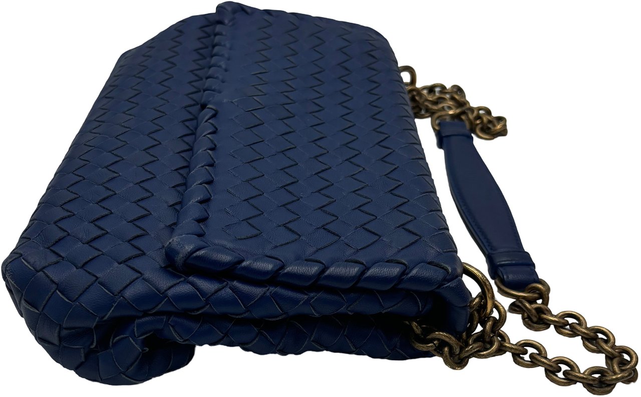 Bottega Veneta Olimpia Intrecciato Microstuds Lambskin Small Blauw