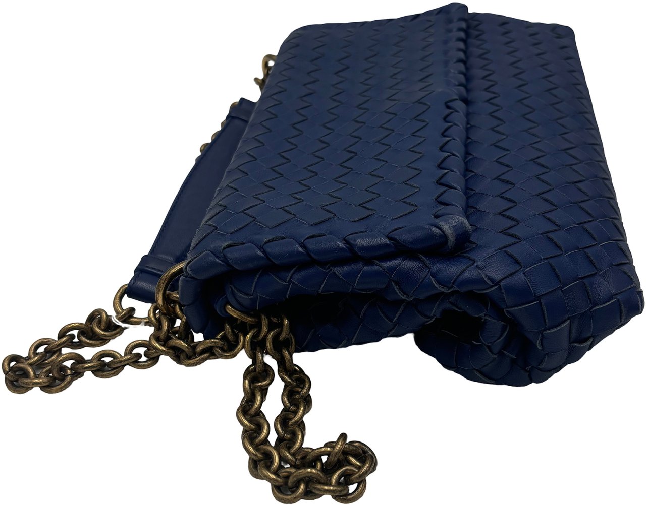 Bottega Veneta Olimpia Intrecciato Microstuds Lambskin Small Blauw