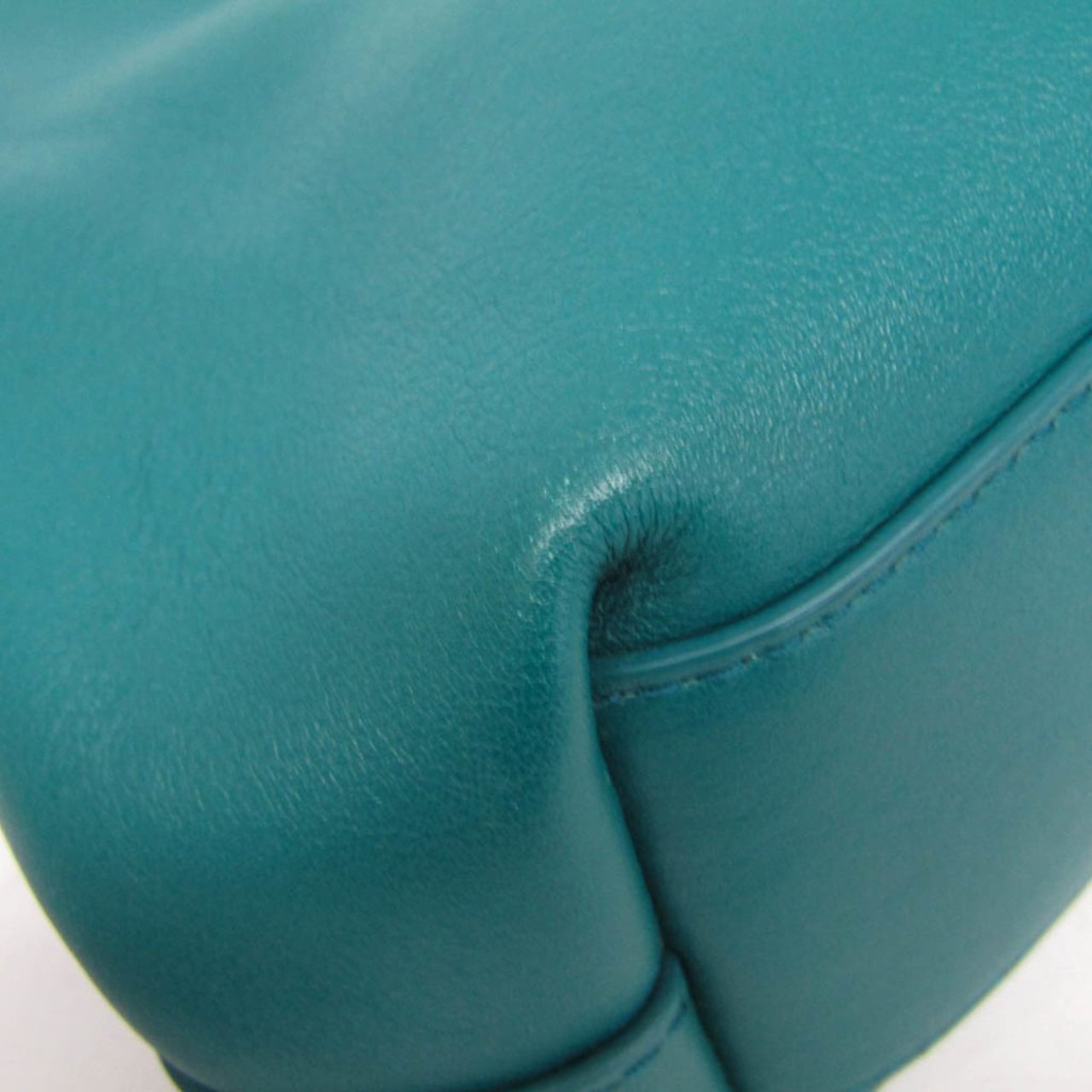 Bottega Veneta Point Shoulder Bag Leather Small Groen