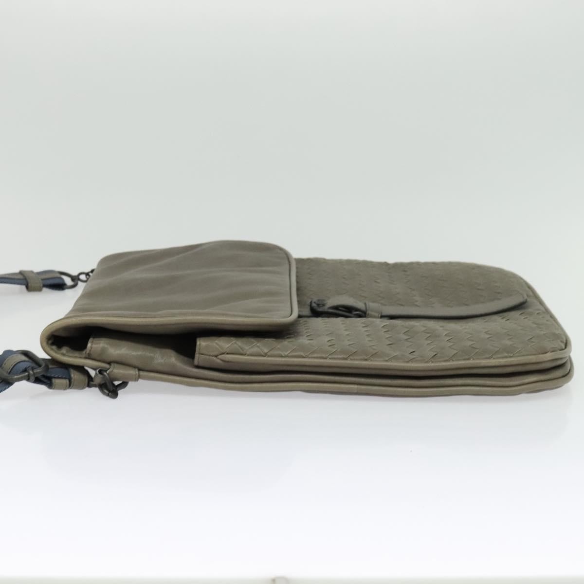 Bottega Veneta Bottega Veneta Vintage Flap Shoulder Bag Intrecciato leather Grijs