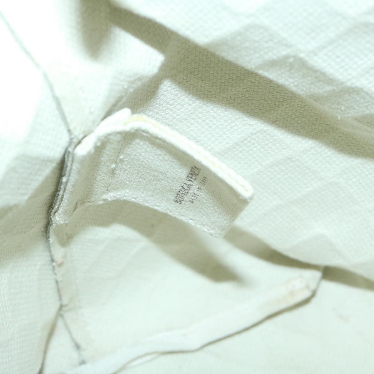 Bottega Veneta Bottega Veneta Zipped Tote Rubber Intrecciato with Canvas East West Wit