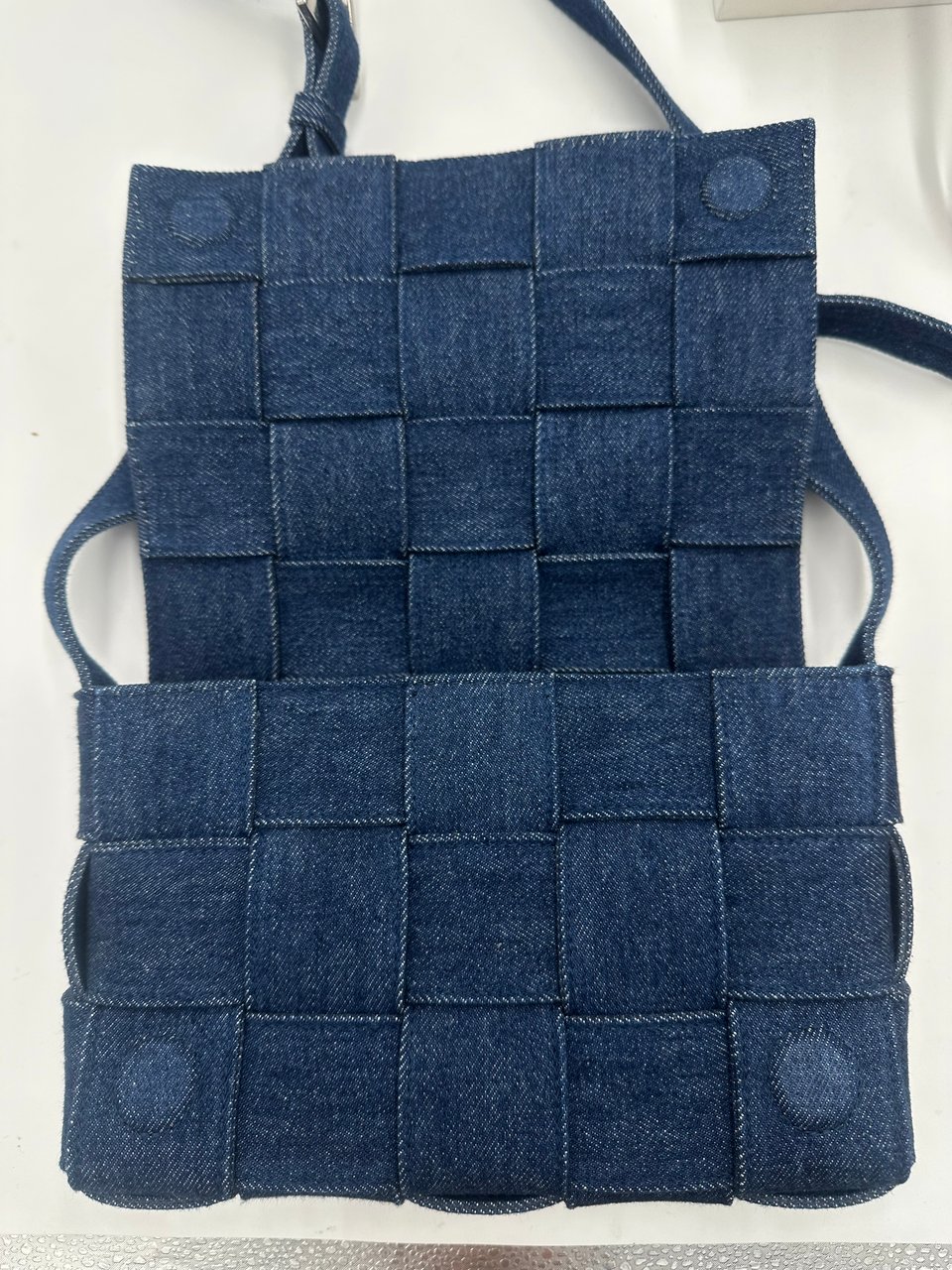 Bottega Veneta Cassette Crossbody Bag Maxi Intrecciato Denim Navy