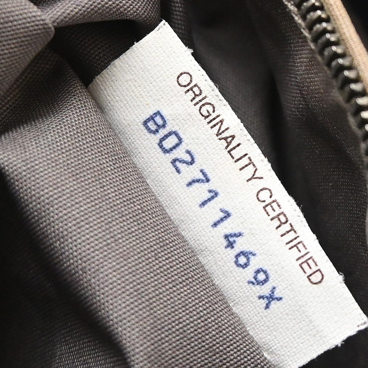 Bottega Veneta Belted Snap Tote Intrecciato Nappa Medium Navy