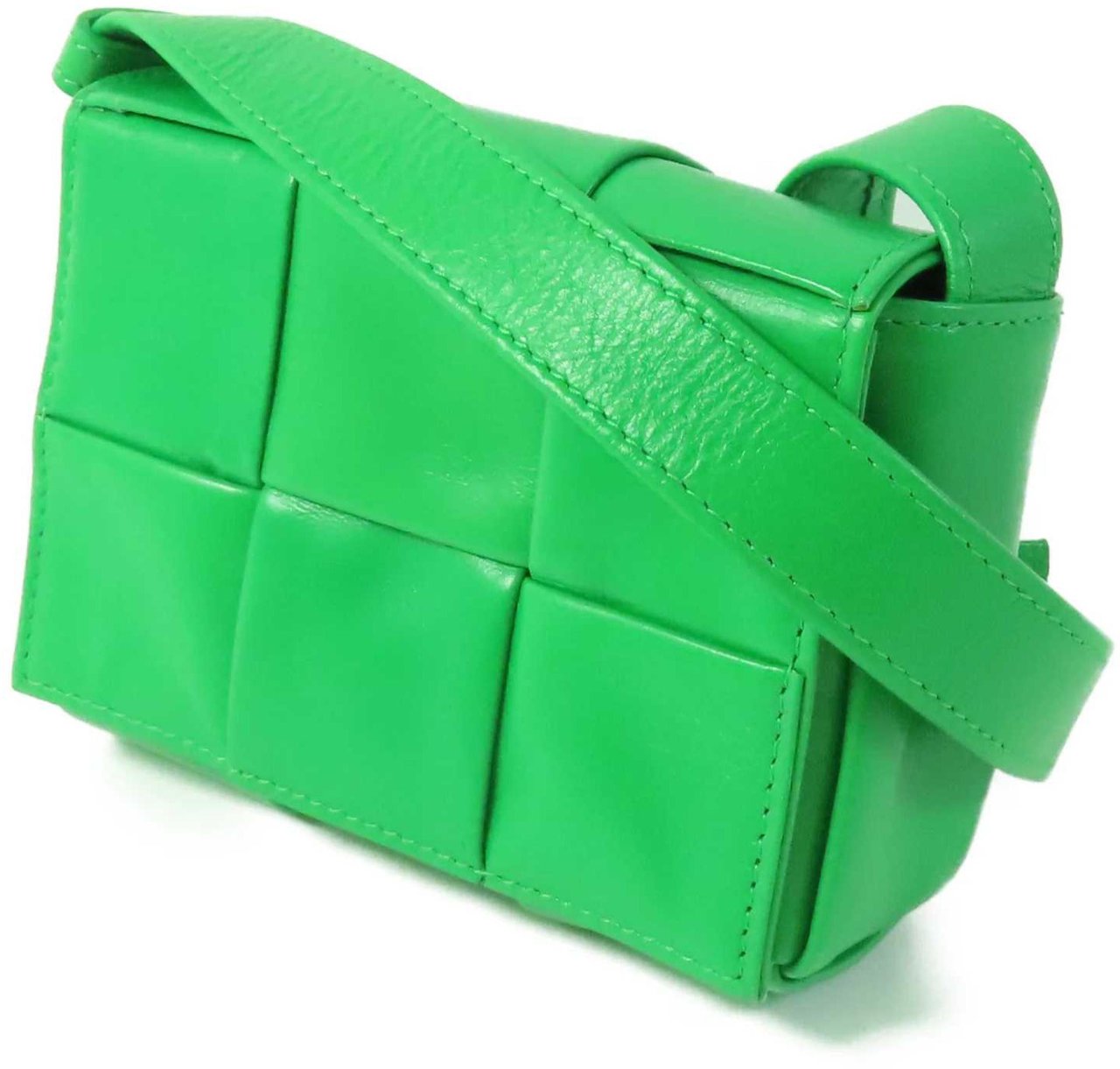 Bottega Veneta Candy Cassette Maxi Intrecciato Leather Mini Groen