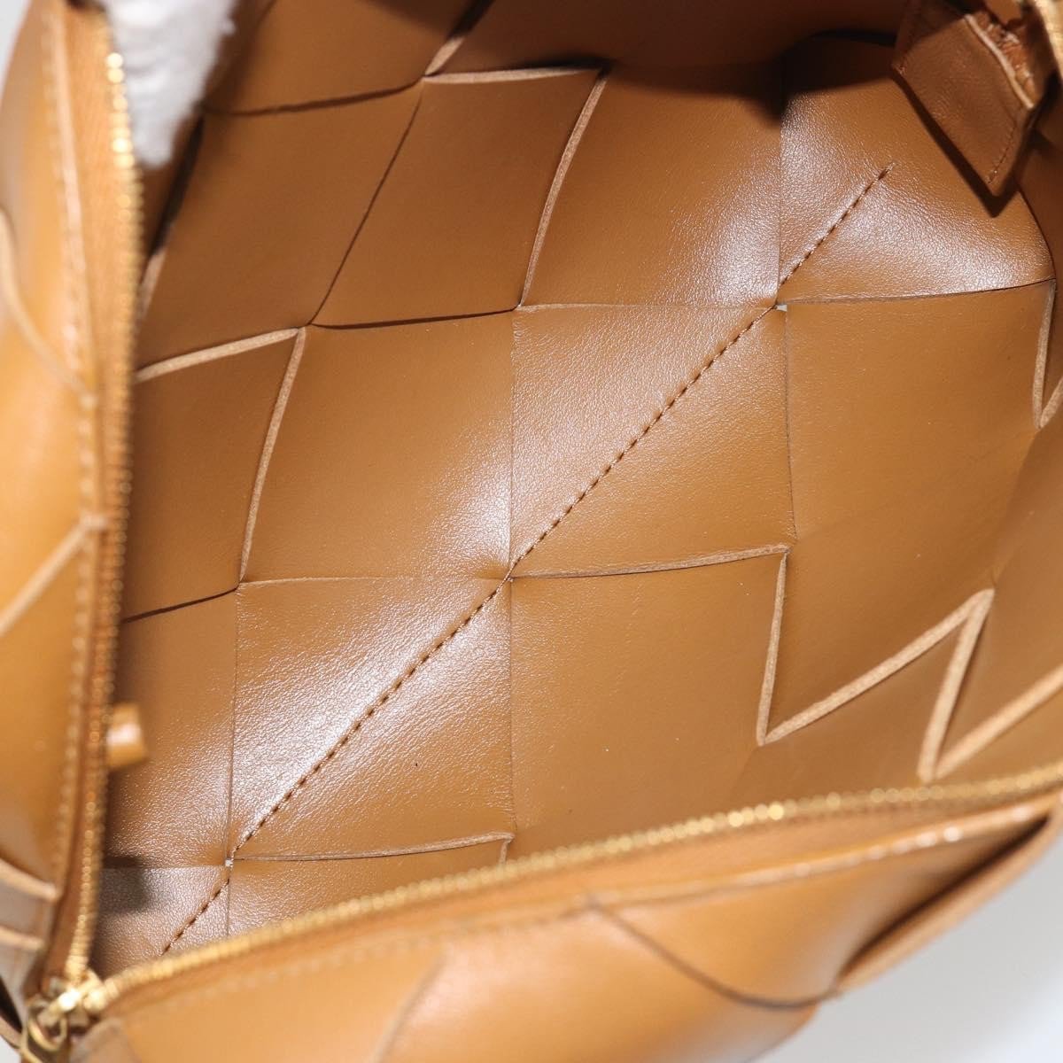 Bottega Veneta Cassette Camera Maxi Intrecciato Leather Small Bruin