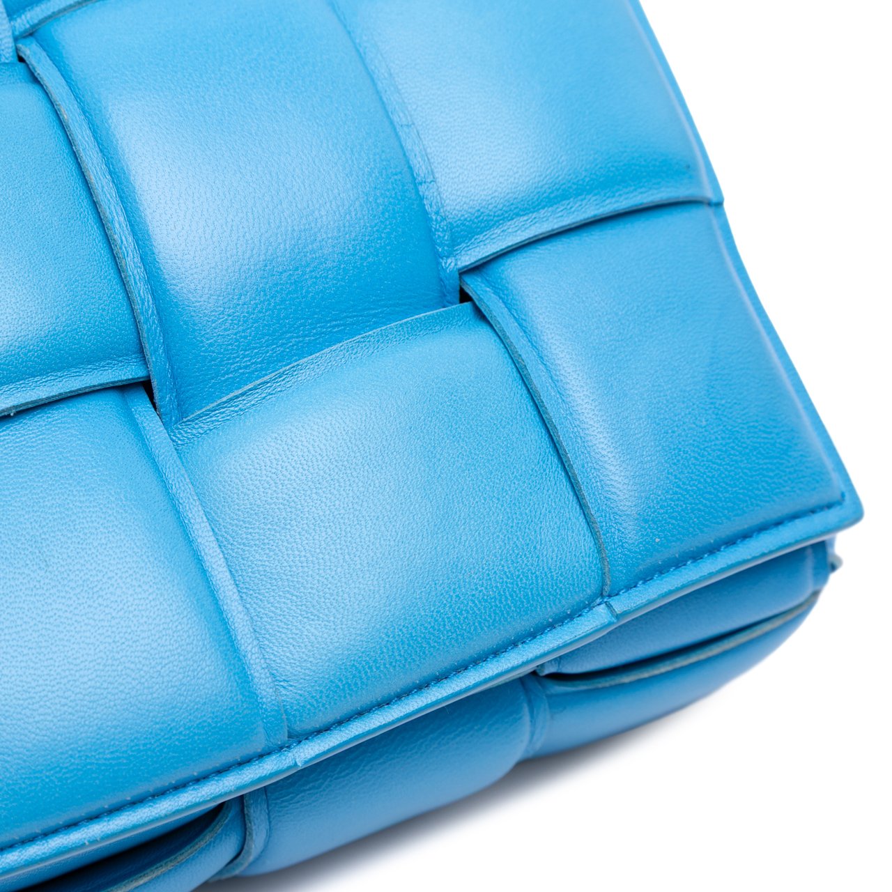 Bottega Veneta Nappa Intrecciato Padded Chain Cassette Satchel Blauw